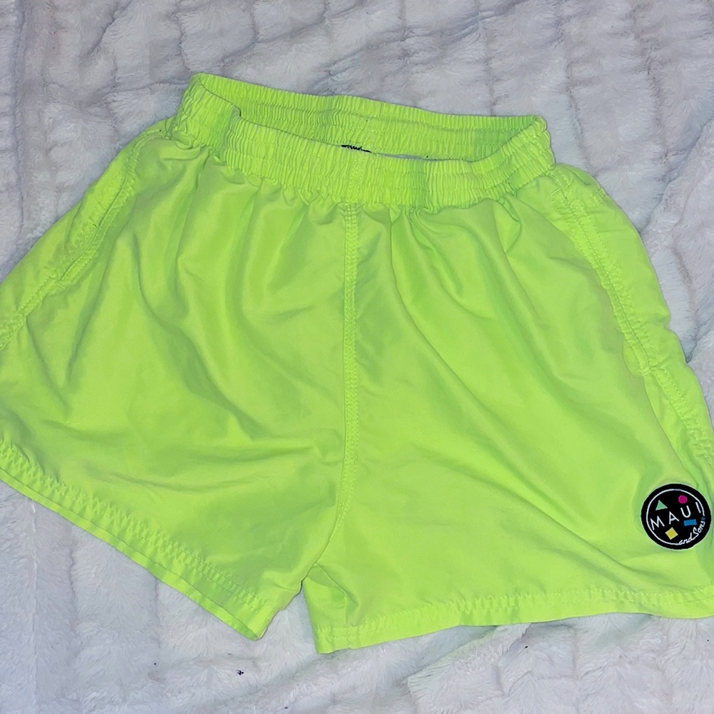 ❤️Maui and sons pool shorts